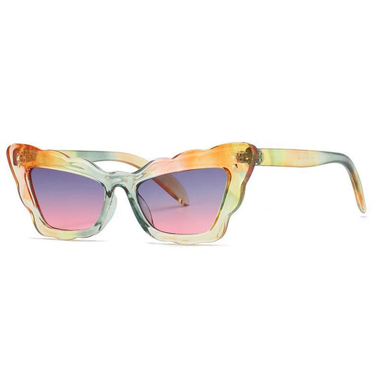 Wave Border Cat Eye Sunglasses