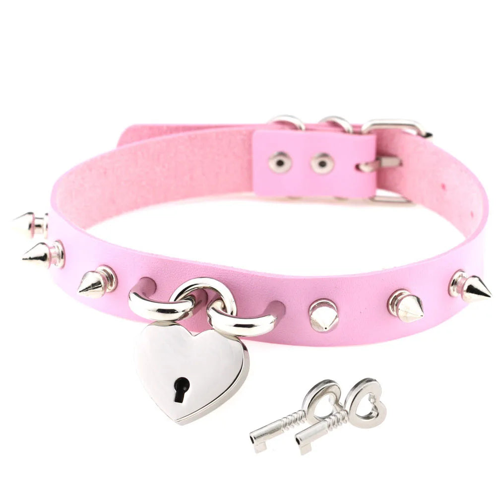Lockable Heart Choker with Key - Submissive Sissy Collar