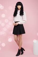 Sissy Emery Long Feminine Wig – Silky Waves for Crossdressers