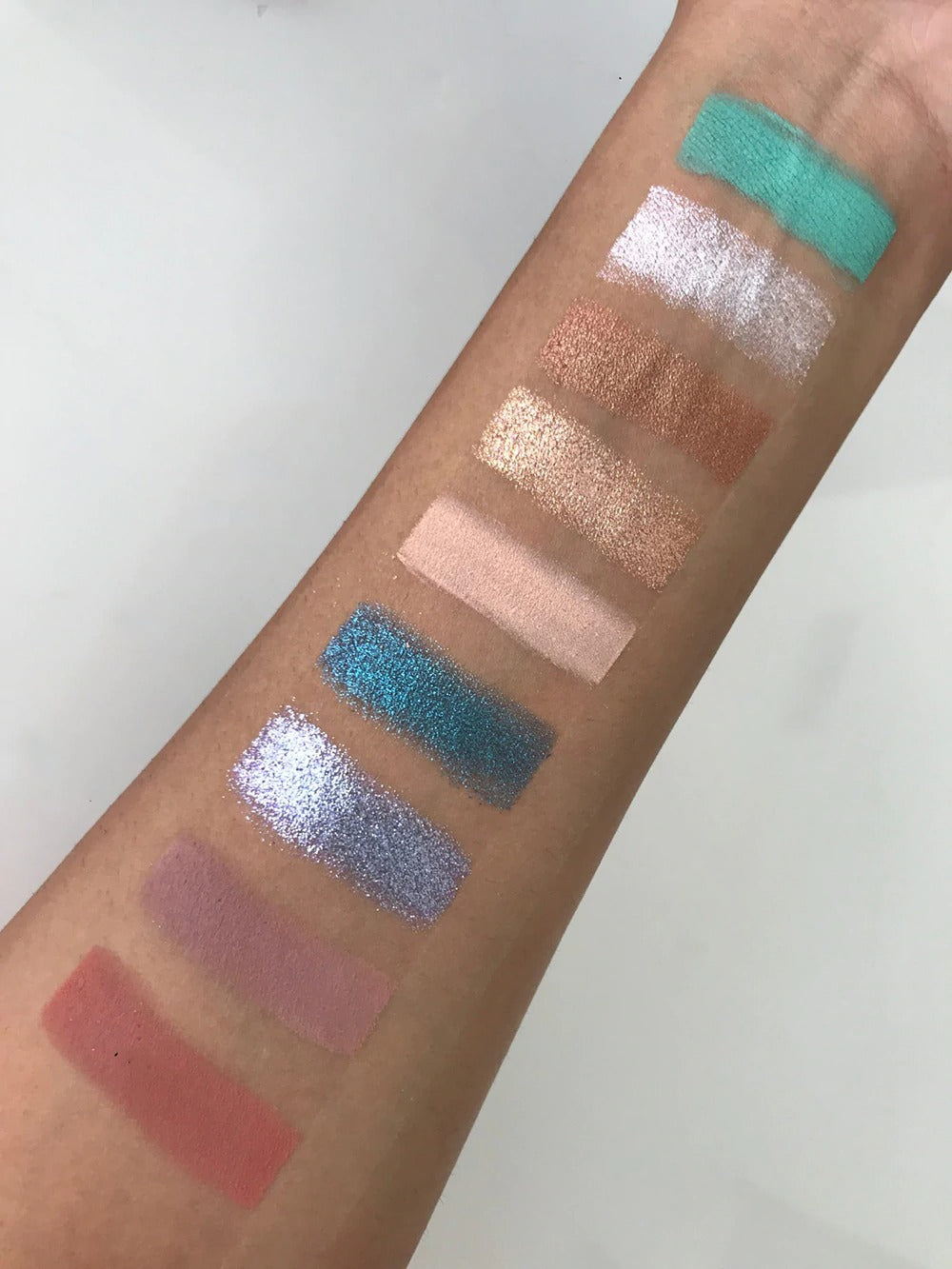 18 Color Eyeshadow Palette - Sissy Panty Shop