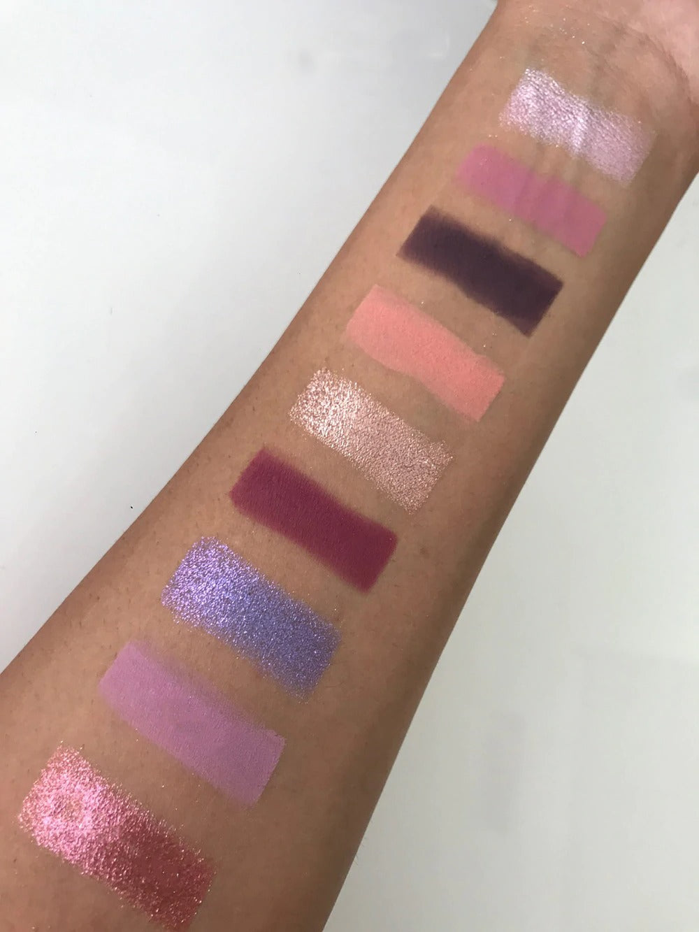 18 Color Eyeshadow Palette - Sissy Panty Shop