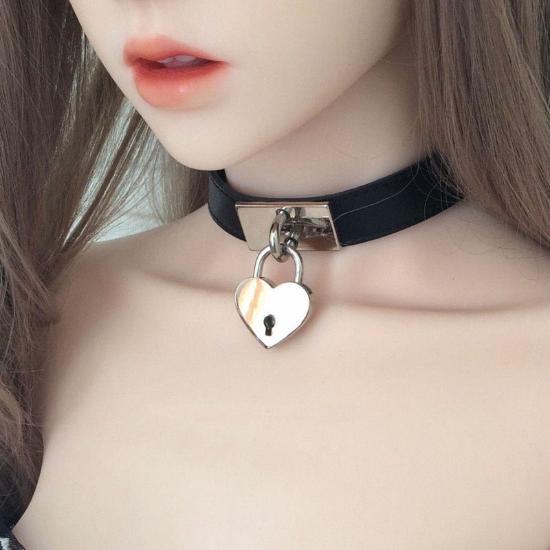 BDSM, DDLG Lockable Choker w/ Heart Shaped Lock - Sissy Panty Shop