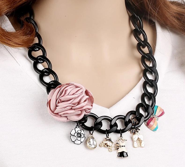 Chunky Rose Sissy Necklace - Sissy Panty Shop