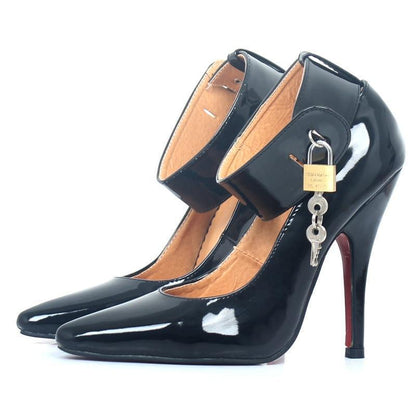 "Sissy Ginger" Lockable Pumps - Sissy Panty Shop