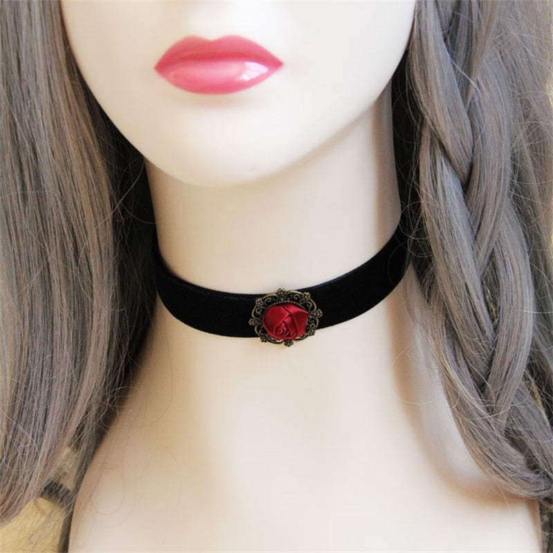 Sissy Choker 