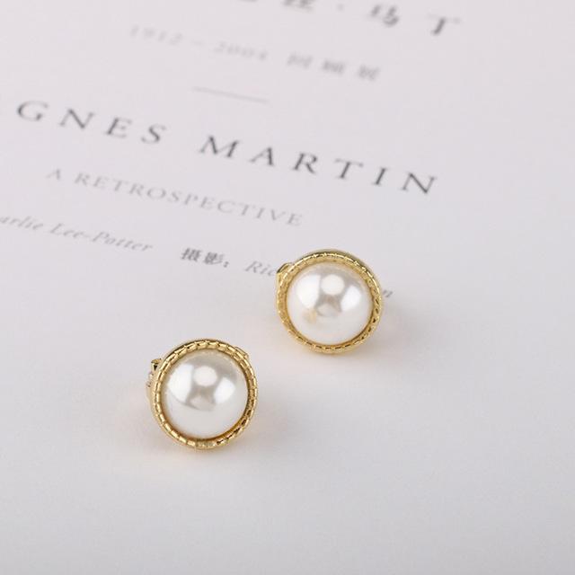 "Sissy Liz" Round Clip On Earrings - Sissy Panty Shop